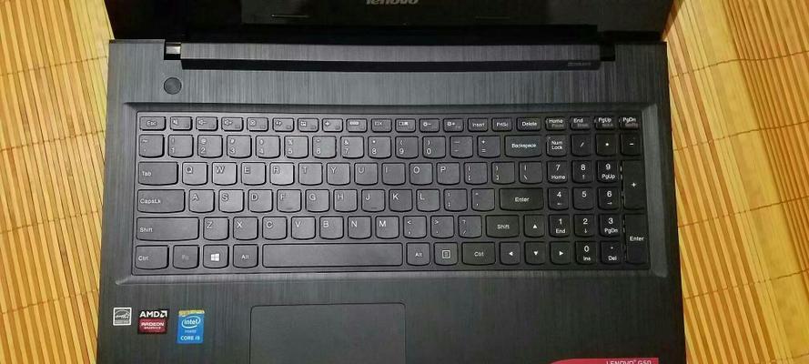 联想Ideapad700-15ISK（性能卓越，设计精良，适合多用途工作和娱乐）