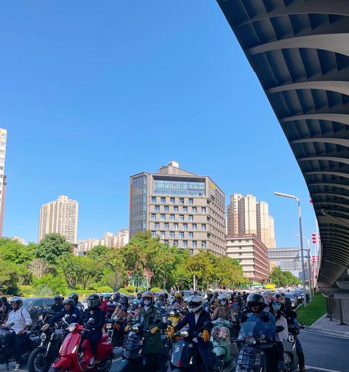 量子大学（探索量子世界，引领创新教育潮流）